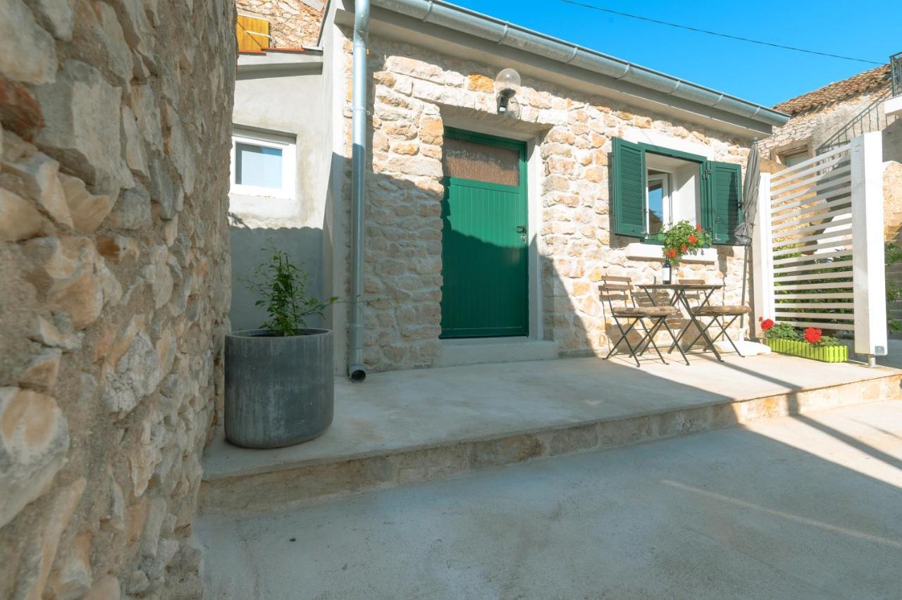 Small Stone House Luka Ζαντάρ Εξωτερικό φωτογραφία