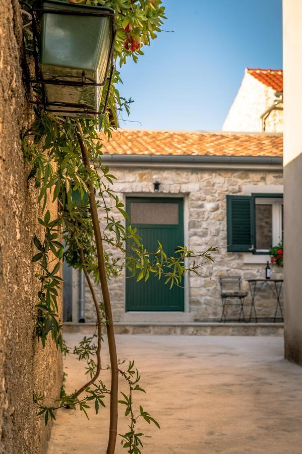 Small Stone House Luka Ζαντάρ Εξωτερικό φωτογραφία